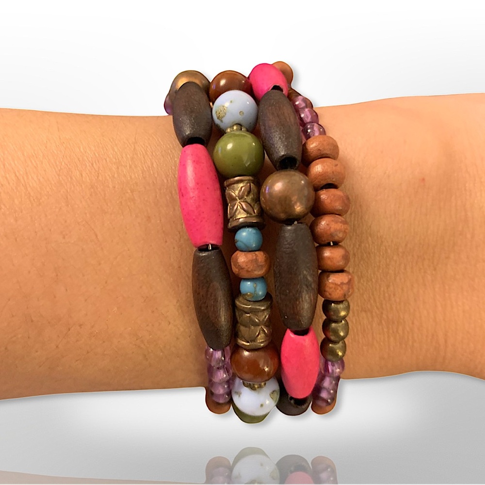 Shell & Wooden Bracelet Bunch - Picture 2 of 6
